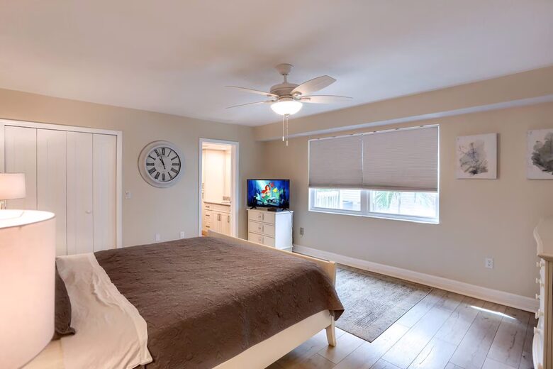 Gulf-View Beachfront Condo in Indian Shores - Indian Shores, Florida