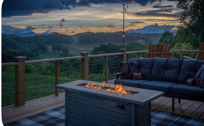 Peaceful Mountain Home Between Waynesville & Asheville - Clyde, North Carolina