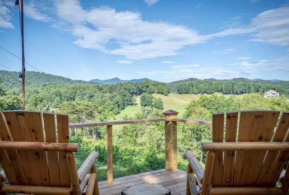 Peaceful Mountain Home Between Waynesville & Asheville - Clyde, North Carolina