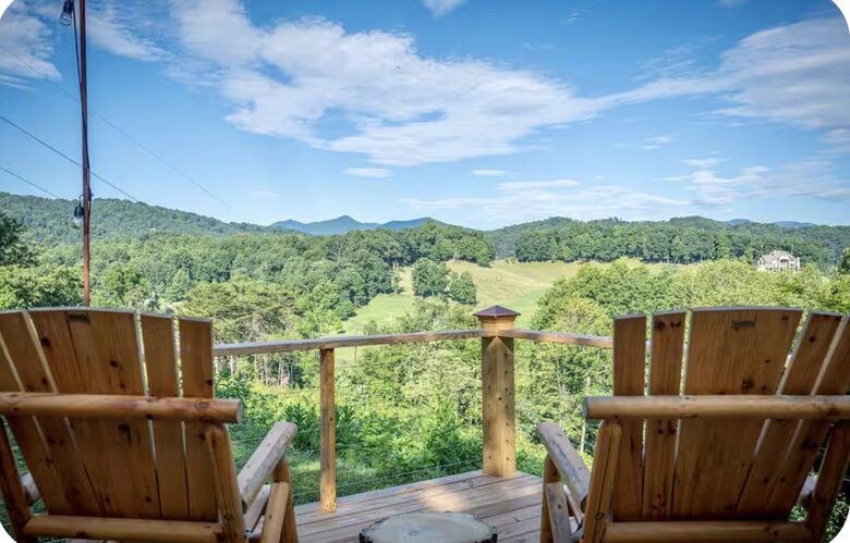 Peaceful Mountain Home Between Waynesville & Asheville - Clyde, North Carolina
