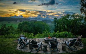 Peaceful Mountain Home Between Waynesville & Asheville - Clyde, North Carolina