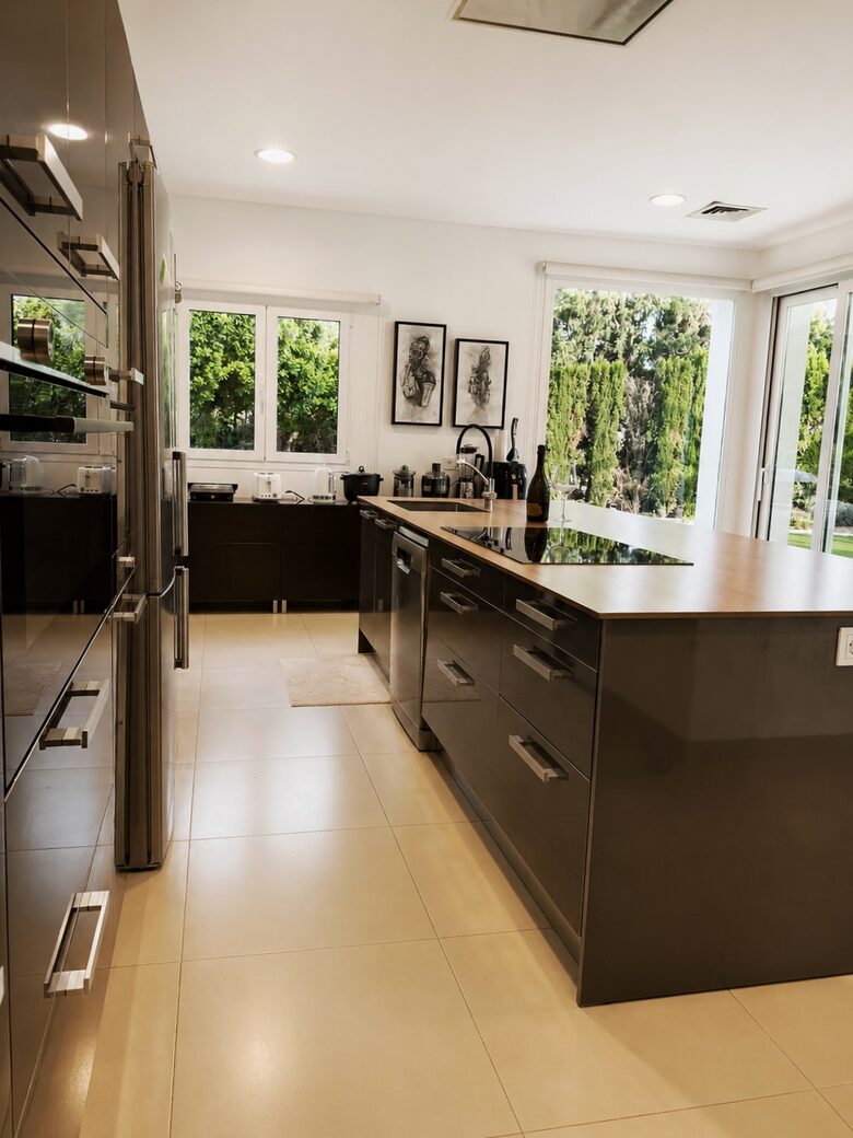 Refined Marbella Villa with Pool & Lush Gardens - Marbella, Spain