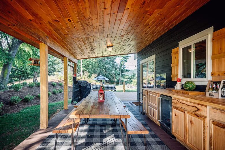 Peaceful Mountain Home Between Waynesville & Asheville - Clyde, North Carolina