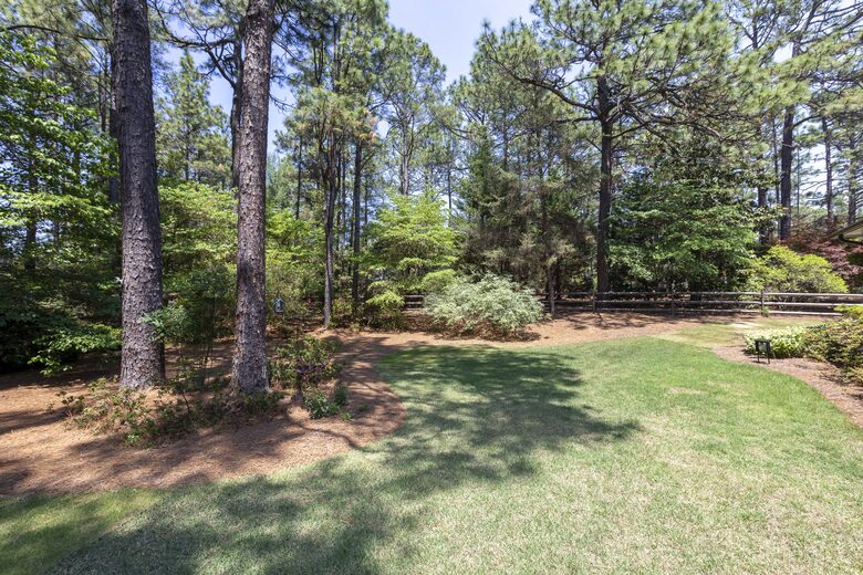 Pinehurst Retreat Near Village Shops and Sandhills Trails - Pinehurst, North Carolina