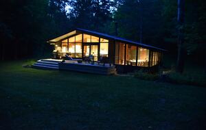Private Woodland Retreat Along the Black River - Milford, Canada