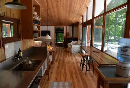 Private Woodland Retreat Along the Black River - Milford, Canada