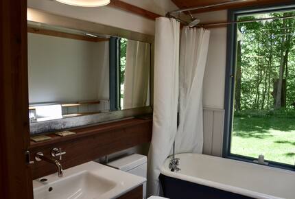 Private Woodland Retreat Along the Black River - Milford, Canada