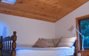 Private Woodland Retreat Along the Black River - Milford, Canada