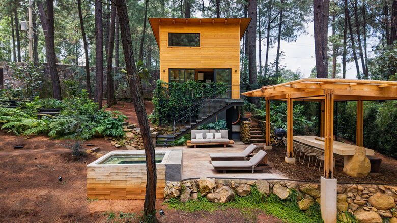 Modern Forest Retreat Among the Pines of Valle de Bravo - Valle de Bravo, Mexico