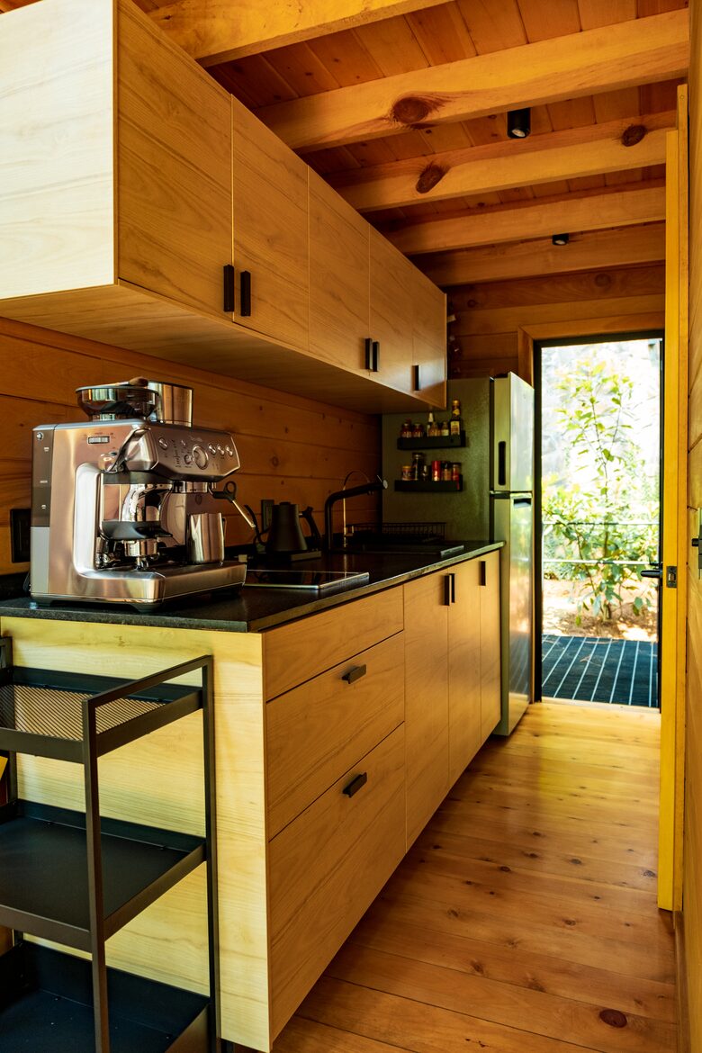 Modern Forest Retreat Among the Pines of Valle de Bravo - Valle de Bravo, Mexico