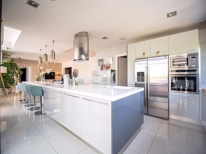 A Contemporary South of France Villa for Private Spa Days - Saint-Gély-du-Fesc, France
