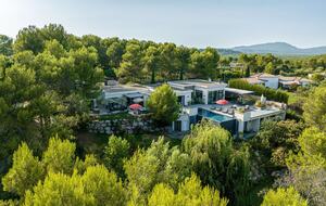 A Contemporary South of France Villa for Private Spa Days - Saint-Gély-du-Fesc, France