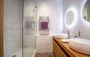 A Contemporary South of France Villa for Private Spa Days - Saint-Gély-du-Fesc, France