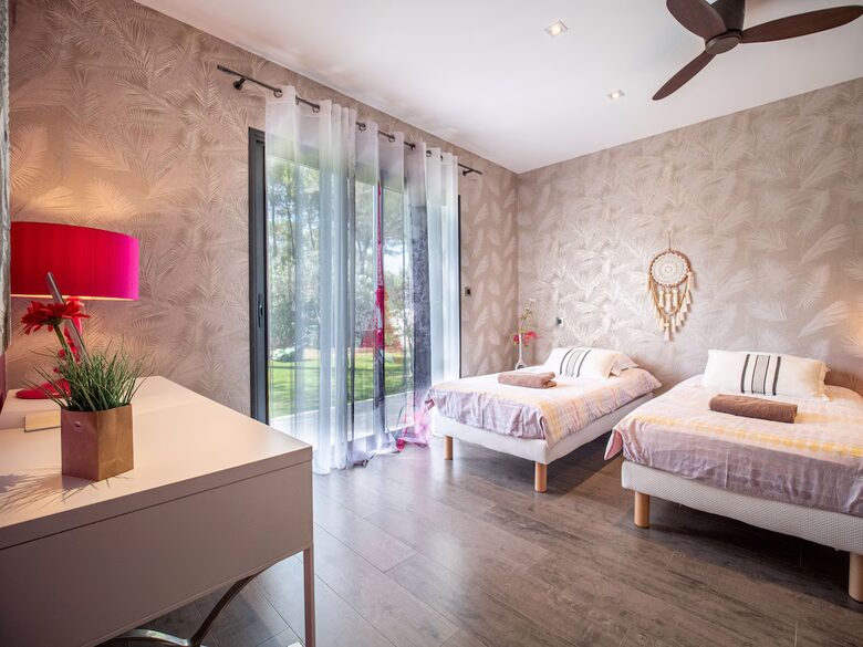 A Contemporary South of France Villa for Private Spa Days - Saint-Gély-du-Fesc, France
