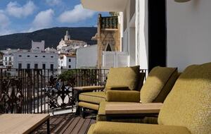 Elegant Coastal Apartment in Cadaqués - Cadaqués, Spain