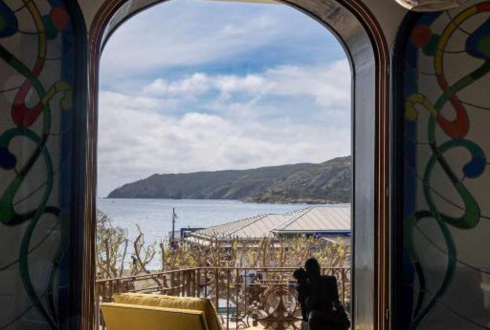 Elegant Coastal Apartment in Cadaqués - Cadaqués, Spain
