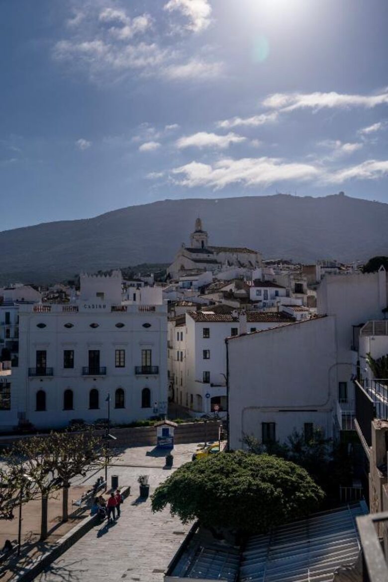 Elegant Coastal Apartment in Cadaqués - Cadaqués, Spain