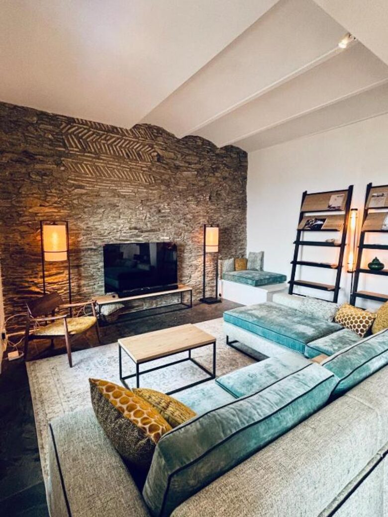 Elegant Coastal Apartment in Cadaqués - Cadaqués, Spain