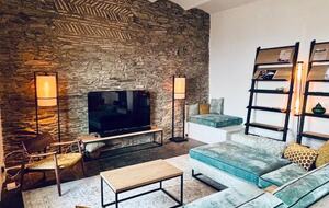 Elegant Coastal Apartment in Cadaqués - Cadaqués, Spain