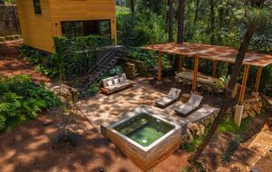 Modern Forest Retreat Among the Pines of Valle de Bravo - Valle de Bravo, Mexico
