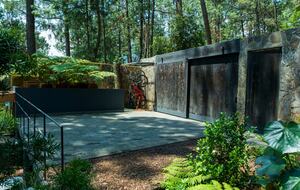 Modern Forest Retreat Among the Pines of Valle de Bravo - Valle de Bravo, Mexico