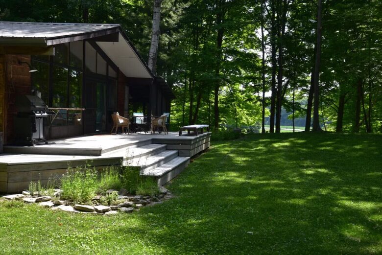 Private Woodland Retreat Along the Black River - Milford, Canada