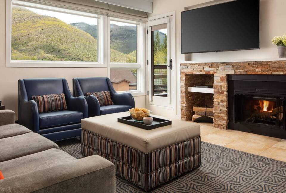 Evergreen at Streamside 2 Bedroom Sleeps 8 - Vail, Colorado