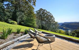 96-Acre Kangaroo Valley Lodge with Mountain Views - Bellawongarah, Australia