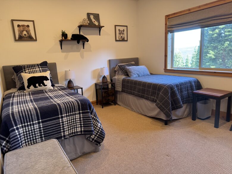 Inviting Mountain Home Surrounded by Truckee Pines - Truckee, California