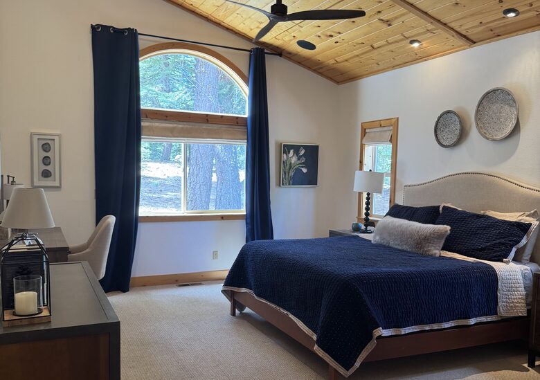 Inviting Mountain Home Surrounded by Truckee Pines - Truckee, California