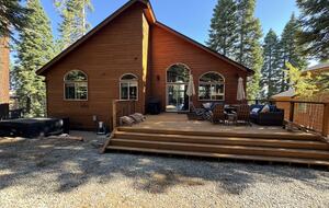 Inviting Mountain Home in Tahoe Donner - Truckee, California