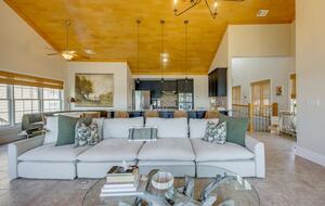 Lewis Smith Lakefront Retreat with Private Boat Slip - Bremen, Alabama