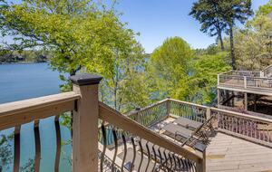 Lewis Smith Lakefront Retreat with Private Boat Slip - Bremen, Alabama