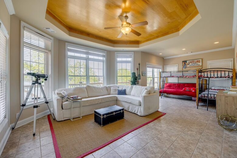 Lewis Smith Lakefront Retreat with Private Boat Slip - Bremen, Alabama