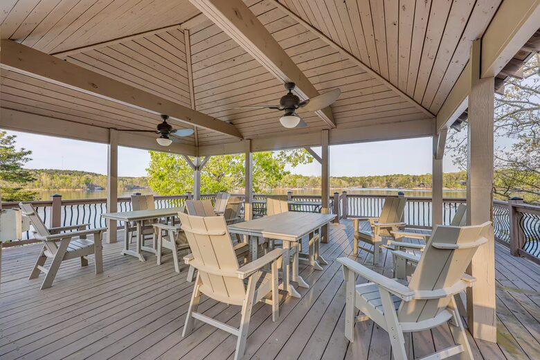 Lewis Smith Lakefront Retreat with Private Boat Slip - Bremen, Alabama