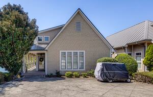 Lewis Smith Lakefront Retreat with Private Boat Slip - Bremen, Alabama