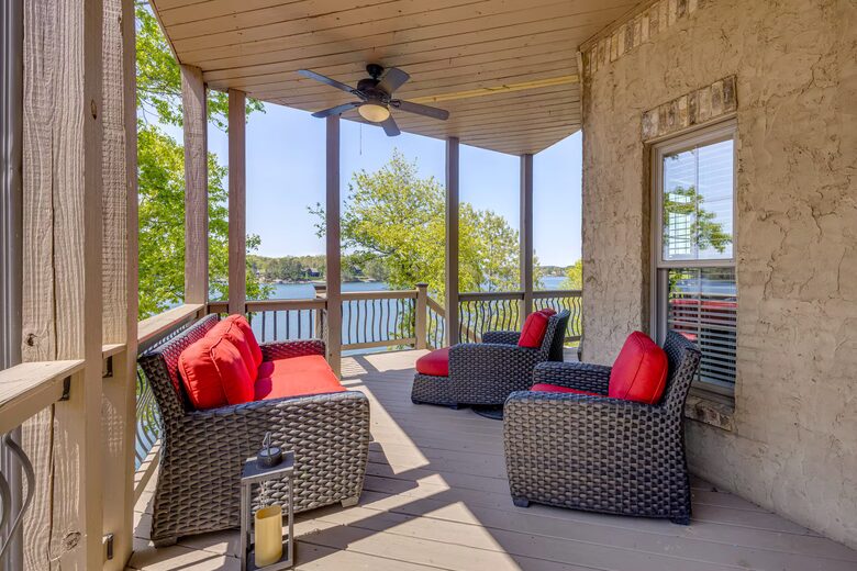 Lewis Smith Lakefront Retreat with Private Boat Slip - Bremen, Alabama