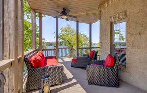 Lewis Smith Lakefront Retreat with Private Boat Slip - Bremen, Alabama