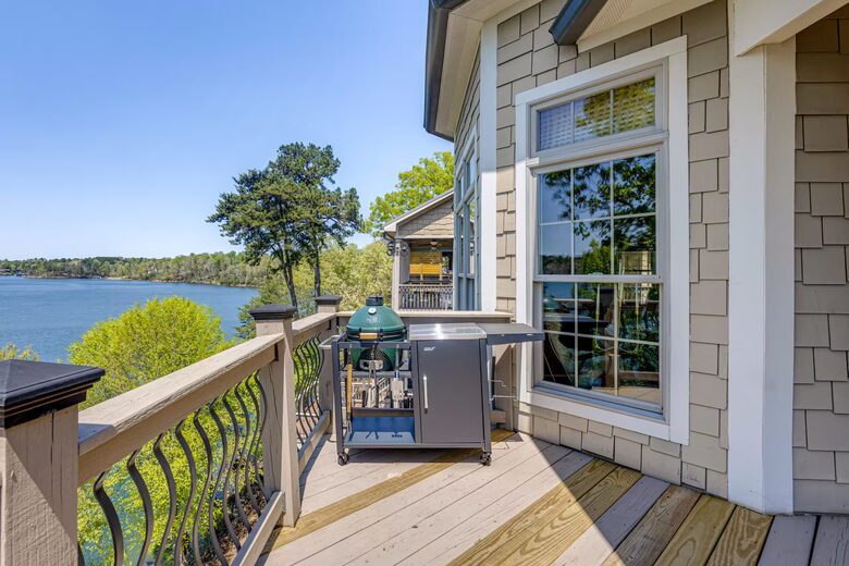 Lewis Smith Lakefront Retreat with Private Boat Slip - Bremen, Alabama