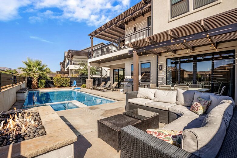 Snow Canyon Retreat with Private Pool and Resort Amenities - Santa Clara, Utah