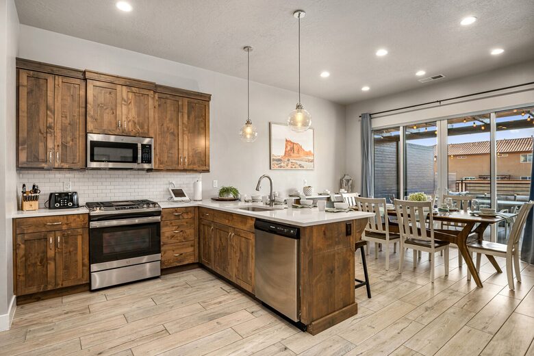 Snow Canyon Retreat with Private Pool and Resort Amenities - Santa Clara, Utah