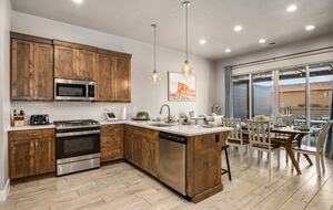 Snow Canyon Retreat with Private Pool and Resort Amenities - Santa Clara, Utah