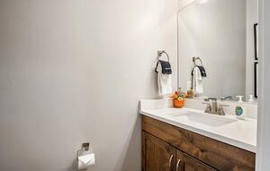 Snow Canyon Retreat with Private Pool and Resort Amenities - Santa Clara, Utah