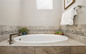 Snow Canyon Retreat with Private Pool and Resort Amenities - Santa Clara, Utah