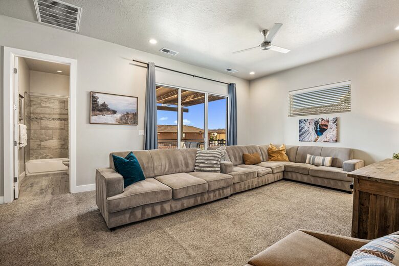 Snow Canyon Retreat with Private Pool and Resort Amenities - Santa Clara, Utah