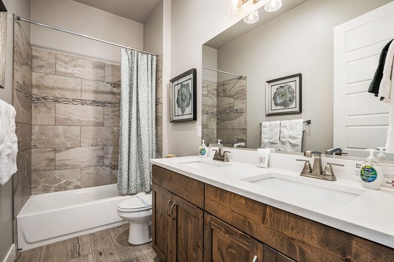 Snow Canyon Retreat with Private Pool and Resort Amenities - Santa Clara, Utah