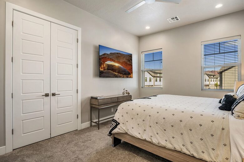Snow Canyon Retreat with Private Pool and Resort Amenities - Santa Clara, Utah