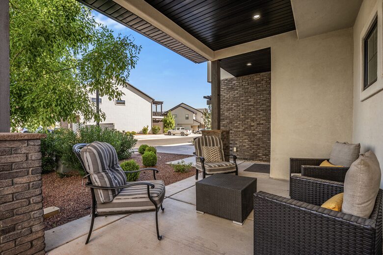 Snow Canyon Retreat with Private Pool and Resort Amenities - Santa Clara, Utah