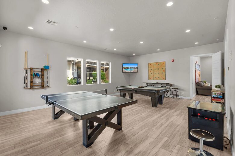 Snow Canyon Retreat with Private Pool and Resort Amenities - Santa Clara, Utah