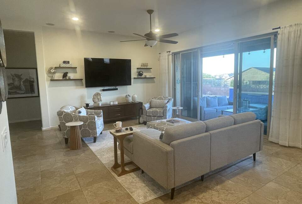 Dove Mountain Retreat with Pool and Desert Views - Marana, Arizona